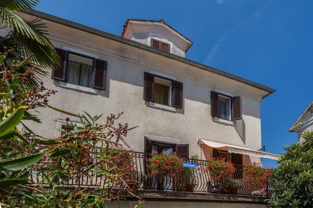 Guest House Robert i Mirna Bale Extérieur photo